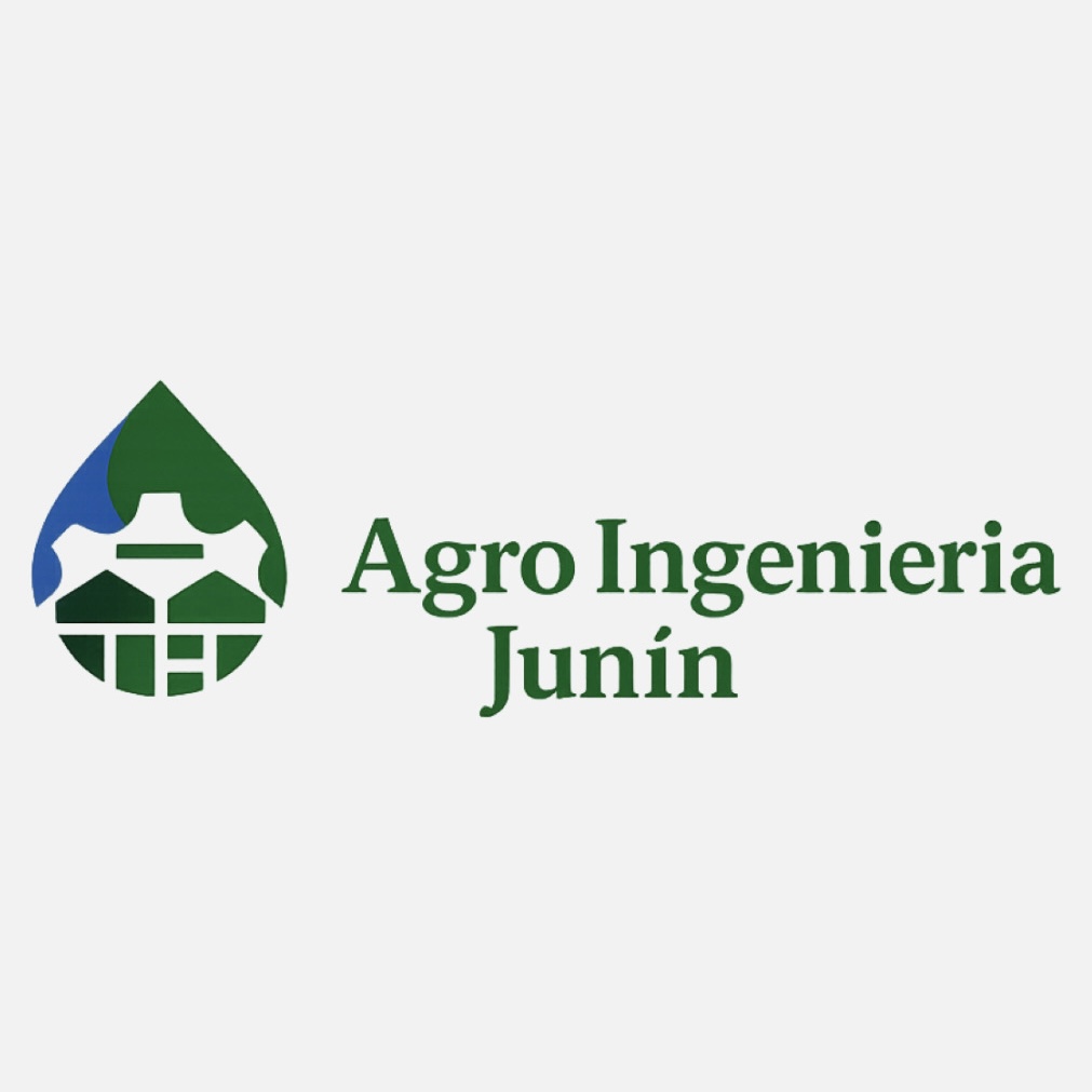 Técnicos trabajando en planta agroindustrial